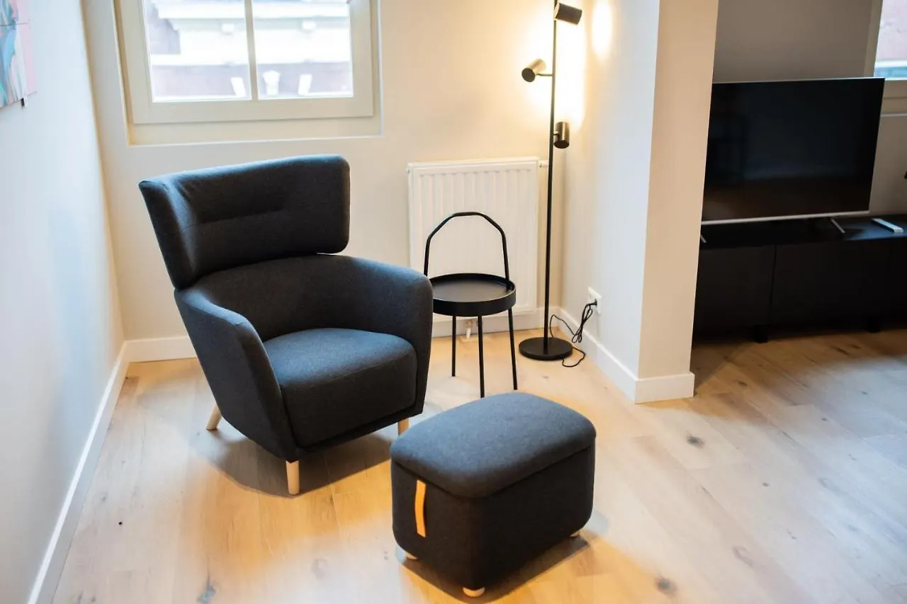 Ample 3 Bedroom Apartment Rotterdam